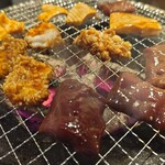 炭火焼肉 昭和ホルモン - 