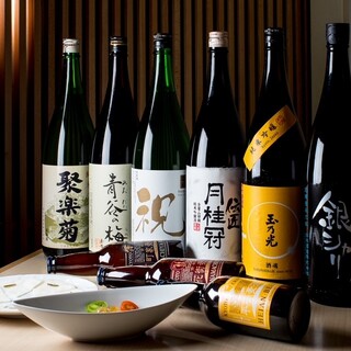 京都をはじめ日本各地より選りすぐりの地酒をご提供