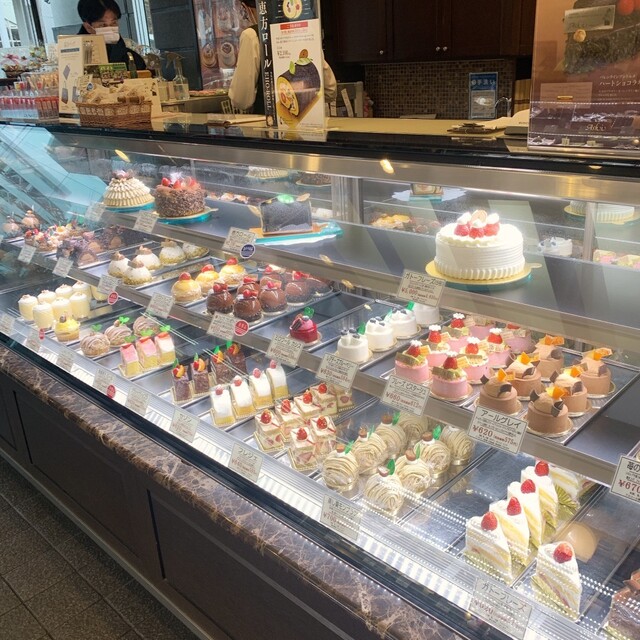 湘南クリエイティブガトー 葦 平塚駅西口本店 (フランス菓子 葦 湘南クリエイティブガトー 葦 平塚駅西口本店 (フランス菓子 葦