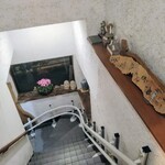 吟八亭 やざ和 - 店舗は2階　階段のみ