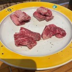 283965499 - 完熟近江牛　炭火焼肉(二種)