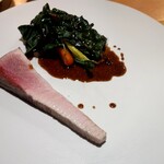 Yd'or - 天草ブリのミキュイと葉野菜の炭火焼き