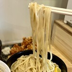 隆勝 - 