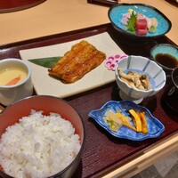 日本料理 うなぎ 松前 - 