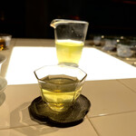 7T+ - とろみのような感覚のある、深い味わいと旨みのある煎茶