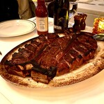 Benjamin Steak House - ポーターハウス三人前。