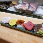 亀甲鮨 - 刺盛り