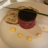 ベンジャミンステーキハウス 六本木 - キャビアと肉のタルタル