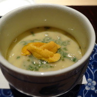 大三 - 冷製の茶碗蒸しは雲丹が載ってました
                