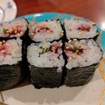 回鮮 まぐろ亭 - 梅シソ巻