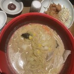 やよい軒 - 料理写真: