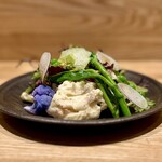 洋食 おがた - 色彩感覚が素晴らしい