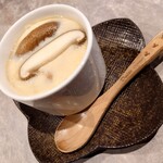 食楽処 気まぐれ - プルプル茶碗蒸し 500円