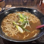 炭火焼和めし処 しんぱち食堂 - カレー南蛮そば　374円(期間限定半額キャンペーン価格)❗️