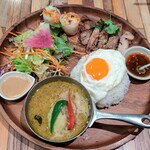 タイサバイ - グリルチキンライス＆グリーンカレーセット