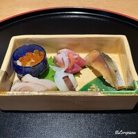 京料理 立神 - いくら霙卸し､鰆炙り､寒鰤焼霜､泥障烏賊､鯖にぎり