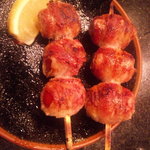 Aoyama Yakitori Kurabu Yorunobu Yakitoriya - トマト巻き