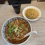 陳記厨房 - マーラー刀削麺とミニ五目炒飯