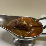 かれーの店 うどん  - オイスター薬膳グレート、ご飯大盛り、チーズ、スパイシーひき肉、焼トマト