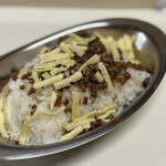 かれーの店 うどん  - オイスター薬膳グレート、ご飯大盛り、チーズ、スパイシーひき肉、焼トマト