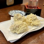 どぜう・四季料理 やぶや - 白子天ぷら（¥1,200税込）
      お饅頭くらいある大きな白子の天ぷら、サクッと軽い衣に包まれた大きな白子、まったりとクリームのようにとろけます♡(*´ω`*)ｼｱﾜｾ~