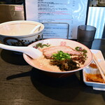 弘明寺丿貫 - 弘明寺豚骨ラーメン着丼