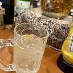 髙橋バーガー - ハブ酒ソーダ割り