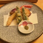 手鞠鮨と日本茶 宗田 - 季節の天ぷら