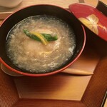 手鞠鮨と日本茶 宗田 - 蟹しんじょう椀