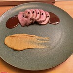 手鞠鮨と日本茶 宗田 - 紅茶鴨の炭火焼