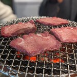 炭火焼肉ホルモンさわいし - 