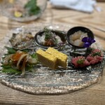鮨なかもと - あて盛り合わせ。お得です♪