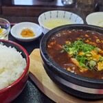 宏艶飯店 - 