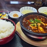 宏艶飯店 - 
