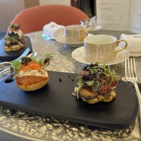 ベージュ アラン・デュカス 東京 - 