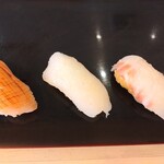 立ちぐい寿し 酒伊 金次郎 - ぶり、いか、真鯛