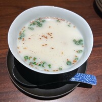 士士 - 