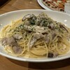 Cafe & Trattoria Polaris - 道産鶏もも肉の白ワイン煮と木の子のクリームスパゲッティ