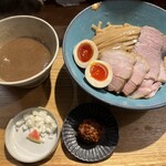 いかれたヌードル フィッシュトンズ - 