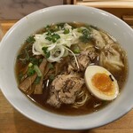 めんや 正明 - 海老ワンタン麺(醤油) 1,180円