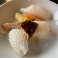 皇家龍鳳 - 