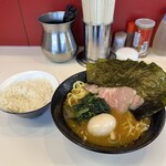 ラーメン 塚田家 - 