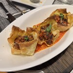 トラットリア ダイ パエサーニ - アブルッツォの郷土料理の折りたたみパスタを焼いて作る「フレニャッチェ」