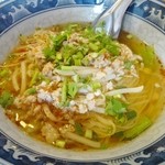 タイ屋台料理ヌードル＆ライス TUKTUK - 「ペッピョウワーンセンレックナーム（甘酸っぱいスープの中太米麺）」（900円）