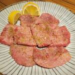 古民家焼肉 古登里 - 生タン塩