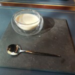 Restaurant & Bar THE KING GEORGE - 黒蜜のパンナコッタ