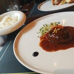 Restaurant & Bar THE KING GEORGE - ハンバーグ、ご飯は特別に
