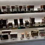 LESS by Gabriele Riva & Kanako Sakakura - 