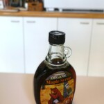 Pancakes and Deli Delissimo - カナダ産オーガニックメープルシロップ