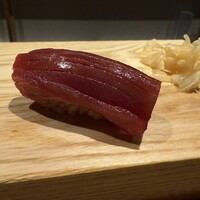 鮨 いつみ - マグロの赤み